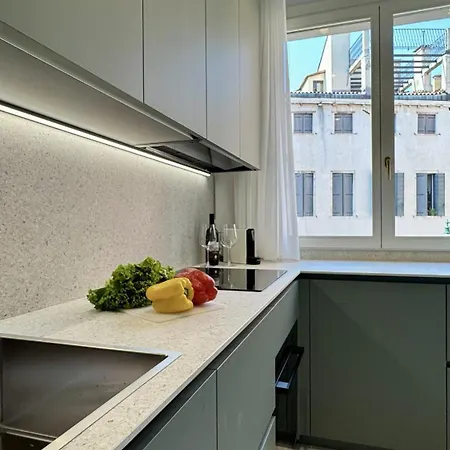 Rialto Prestige Canal View ונציה