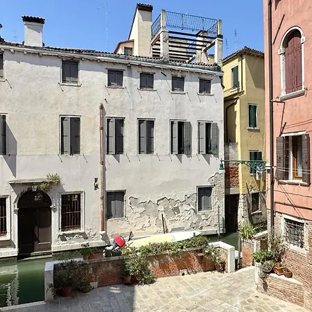 Rialto Prestige Canal View * ונציה