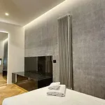 Rialto Prestige Canal View Appartement *